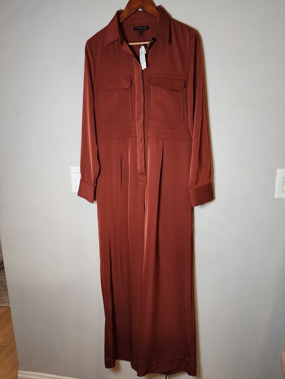 NWT Banana Republic Long Sleeve Wide Leg Trouser Satin Jumpsuit Burnt Caramel 8 - Picture 2 of 16